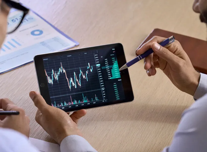 Essor Invexaro actifs numériques